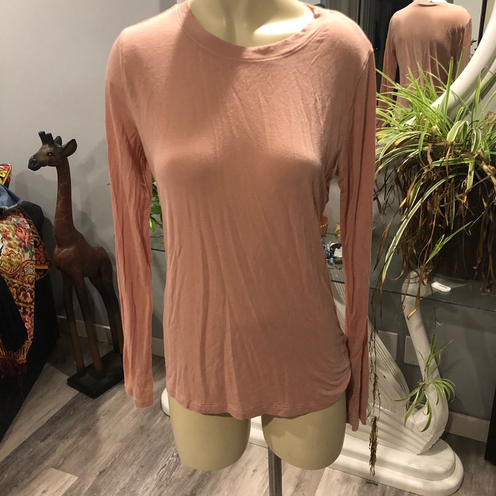 3/$33 - Universal threads soft pink top